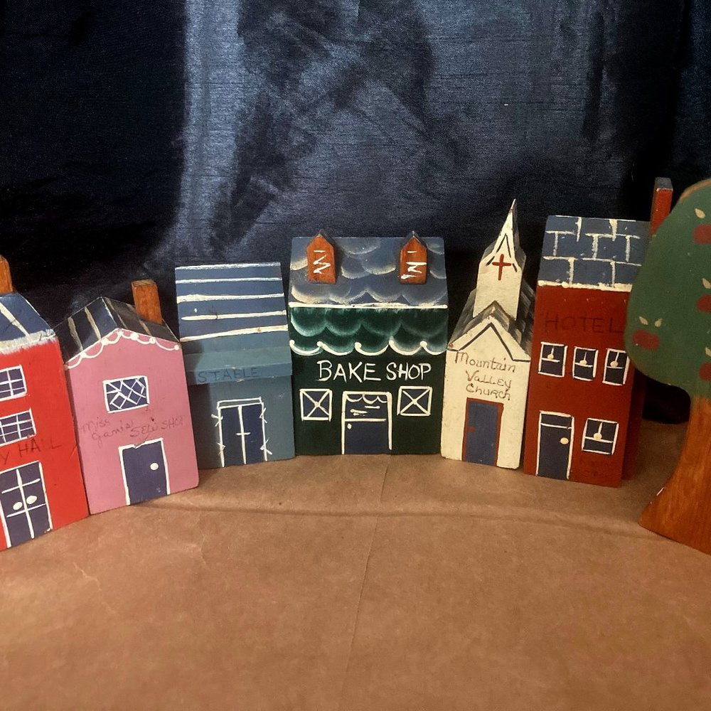 "WoodenTown Set"
